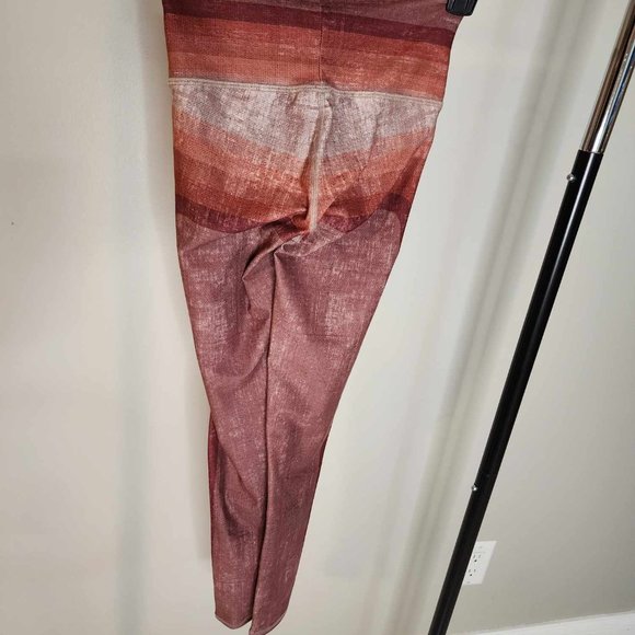 Niyama Sol XS Leggings - Picture 7 of 12